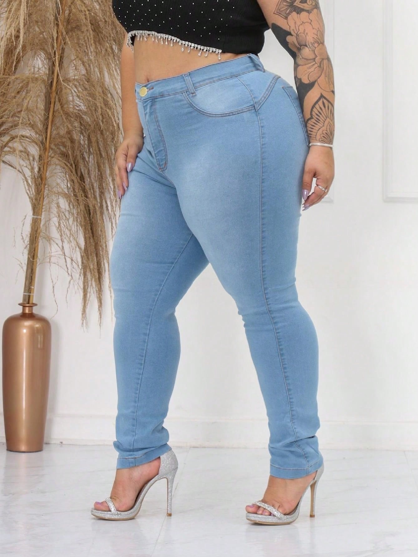 Calça Jeans Juliane Skinny Cintura Alta Levanta Bumbum com Lycra - Plus Size